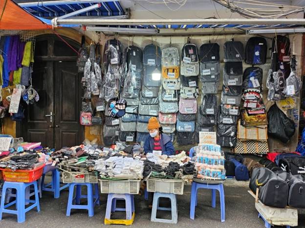 Hộ kinh doanh có thể tự xác định 'thuộc đối tượng chịu thuế hay không'